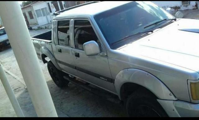 Mitsubishi l200 gls 4x4 2001/2002 troca ou venda - Foto 2