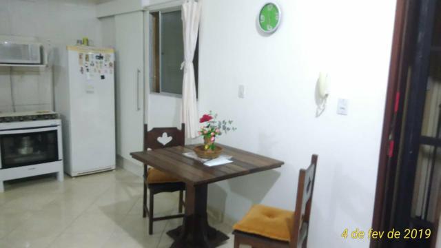 Apt, Rua Heitor Dias, 3/4, 2 suítes, 115m, amplo, 3 andar de escada, a vista - Foto 2