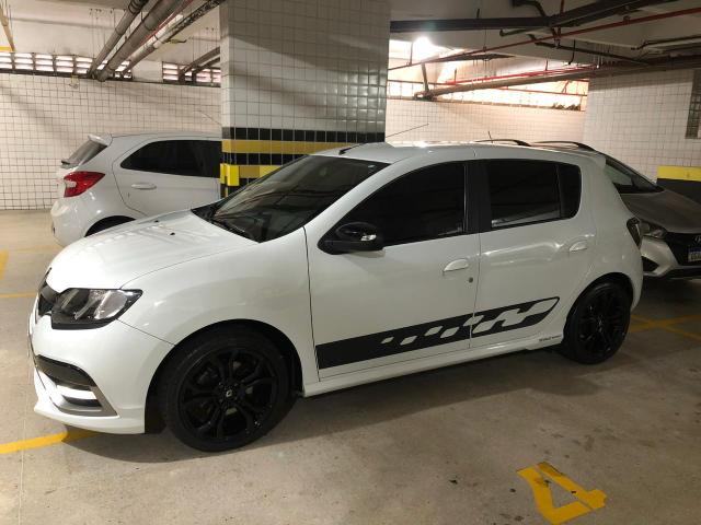 SANDERO RS 2.0 apenas 36Km