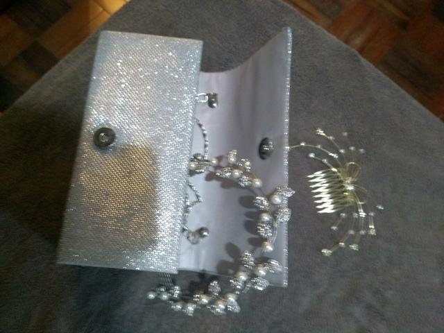 Vendo bolsa de festa e acessórios - Foto 2