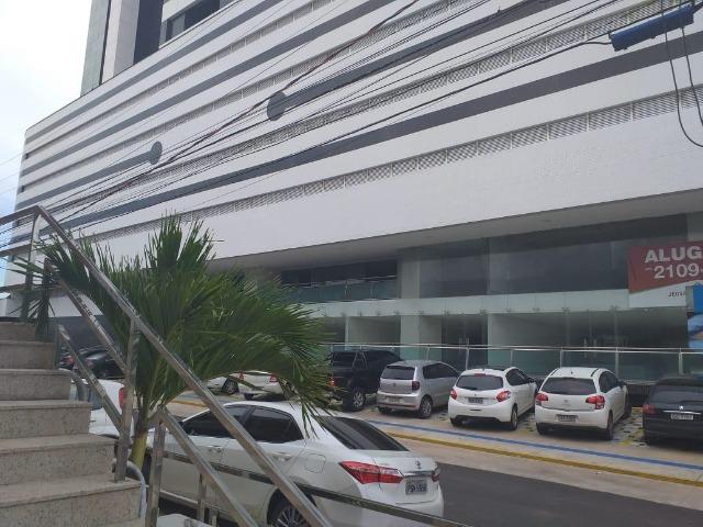 Sala comercial no Marcus Barbosa Intelligent - Av dos Holandeses