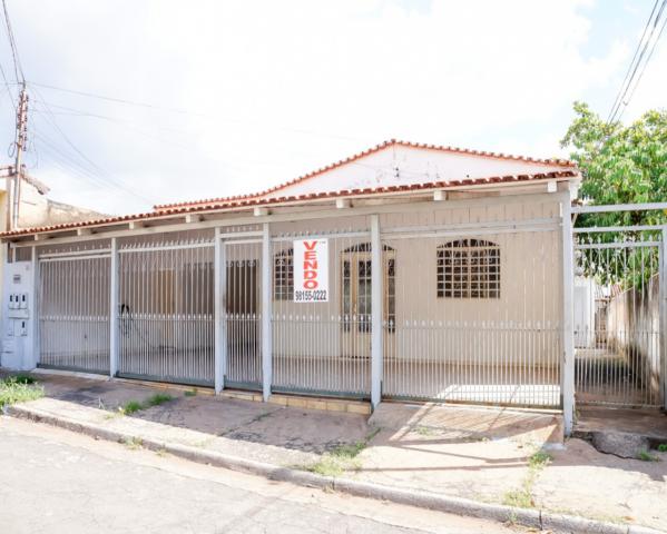 Casa à venda com 4 dormitórios em Setor criméia oeste, Goiânia cod:GSA06