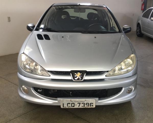 PEUGEOT 206 2004/2004 1.6 FELINE 16V GASOLINA 4P MANUAL