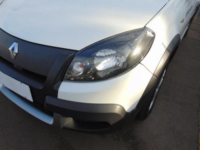RENAULT SANDERO 1.6 STEPWAY 16V FLEX 2013 - Foto 2