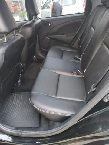 Etios sedan 1.5 automático 2017 - Foto 11