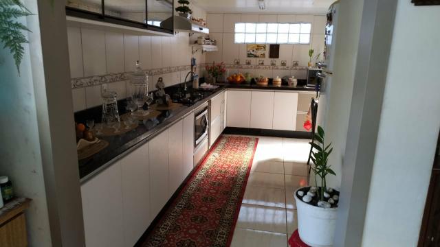 Casa averbada! vendo ou troco por chácara - Foto 4