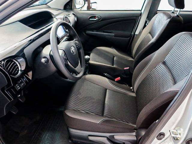 TOYOTA ETIOS 1.5 X PLUS 16V FLEX 4P 2019 - Foto 5
