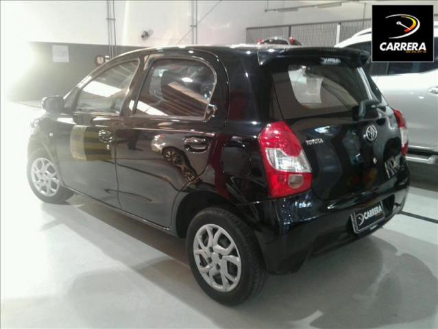 Toyota Etios 1.3 xs 16v - Foto 3