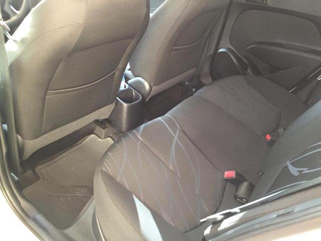 Hyndai HB20 Comfort 1.0 - 2015/2015 - Branco - Foto 6