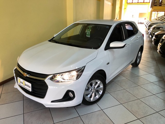 ONIX LTZ 1.0 AUT. TURBO BRANCO 9.000 KM COMPLETO IMPECÁVEL