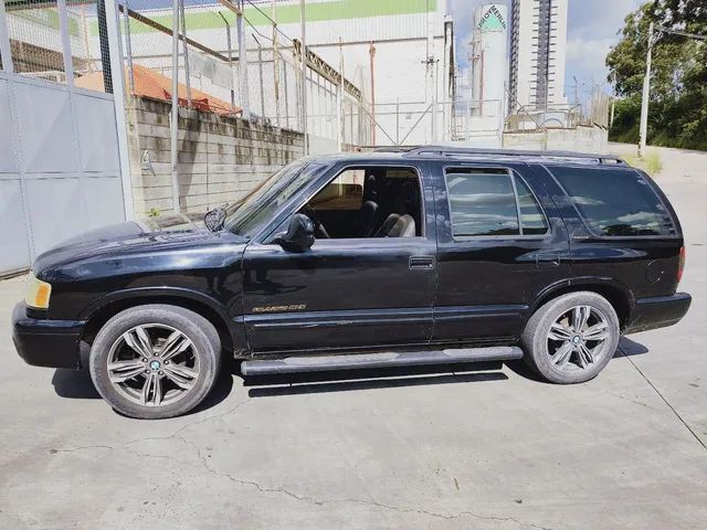 CHEVROLET - BLAZER - 1999/1999 - Verde - R$ 24.900,00 - MRA Veículos