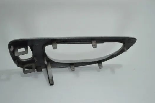 Moldura Maçaneta Traseira Lado Esquerdo Peugeot 307 2009 - Foto 2