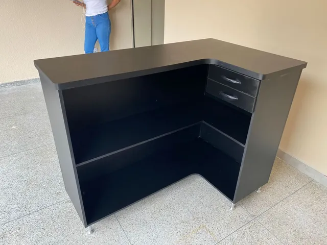 Balcão Caixa MDF em L 130x080x110