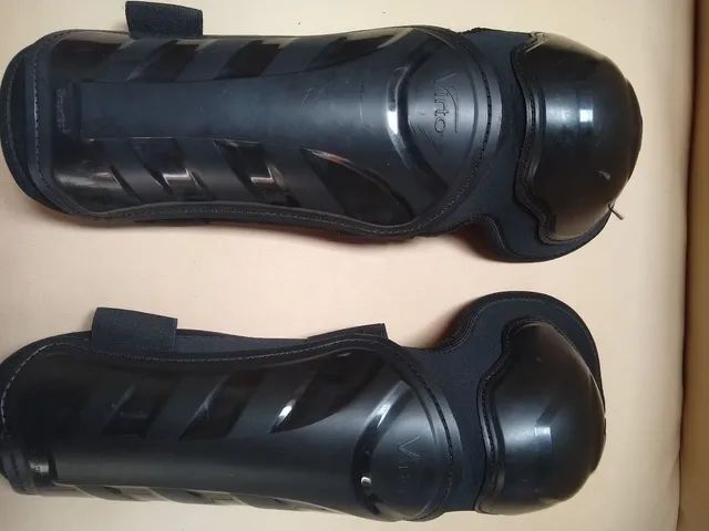 EPIs LOTE. botas, luvas, cotoveleiras, joelheiras. - Foto 4