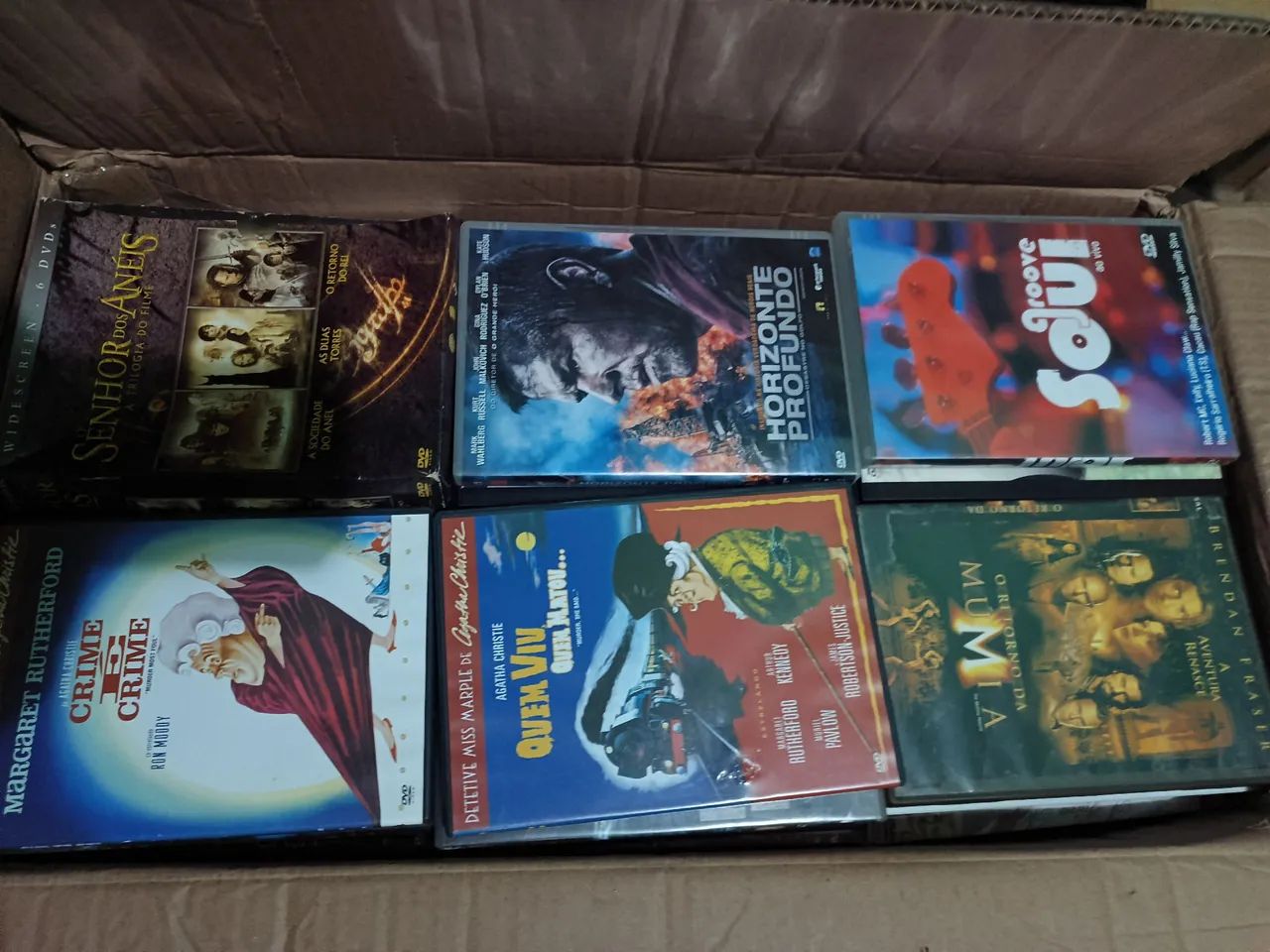 Lote com Aprox 1400 dvds originais vários gêneros  - Foto 2