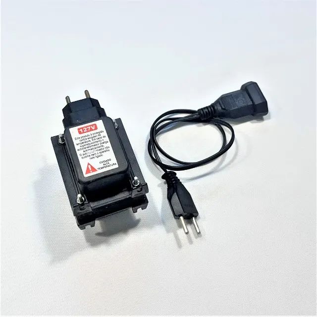 Autotransformador Universal 300VA 200W 110/220V Bilvolt SYLC Eletronics - Foto 2