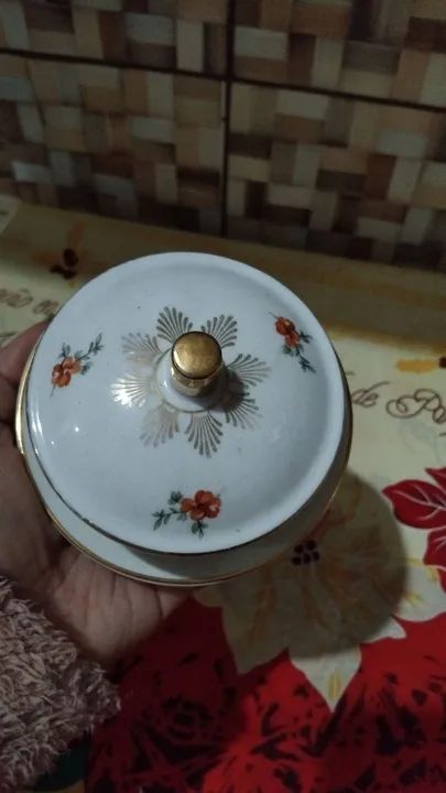 Mantegueira porcelana Mauá 