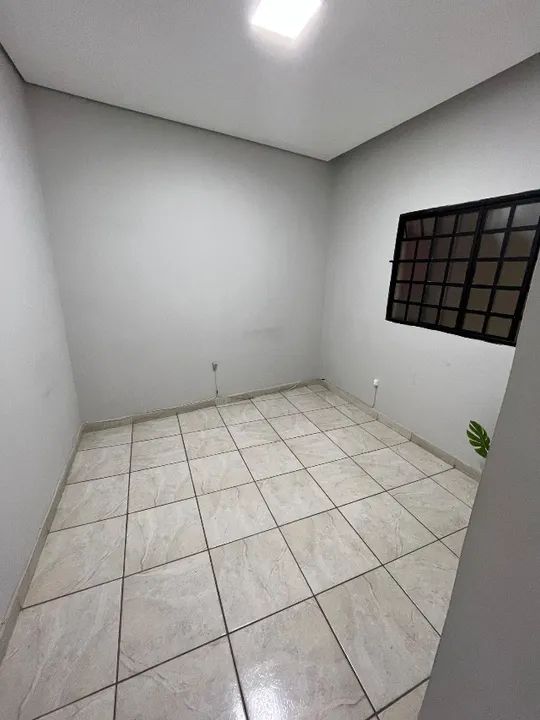 Alugo sala comercial no São Benedito.