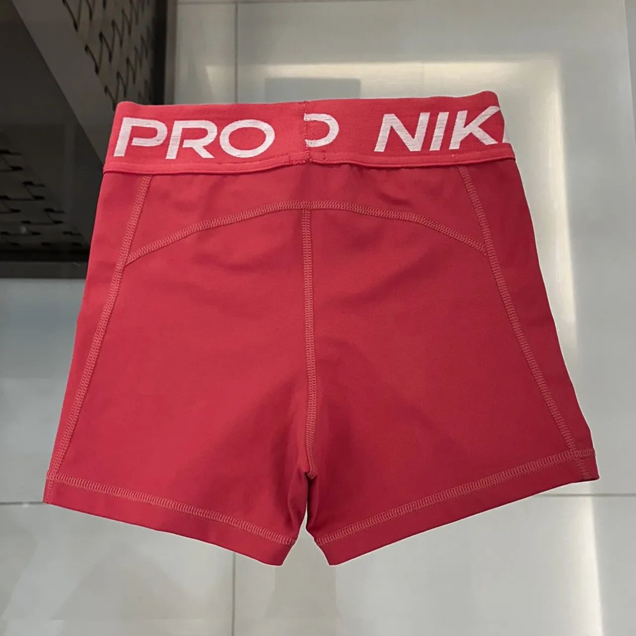 Shorts Nike Pro Rosa Original  - Foto 2