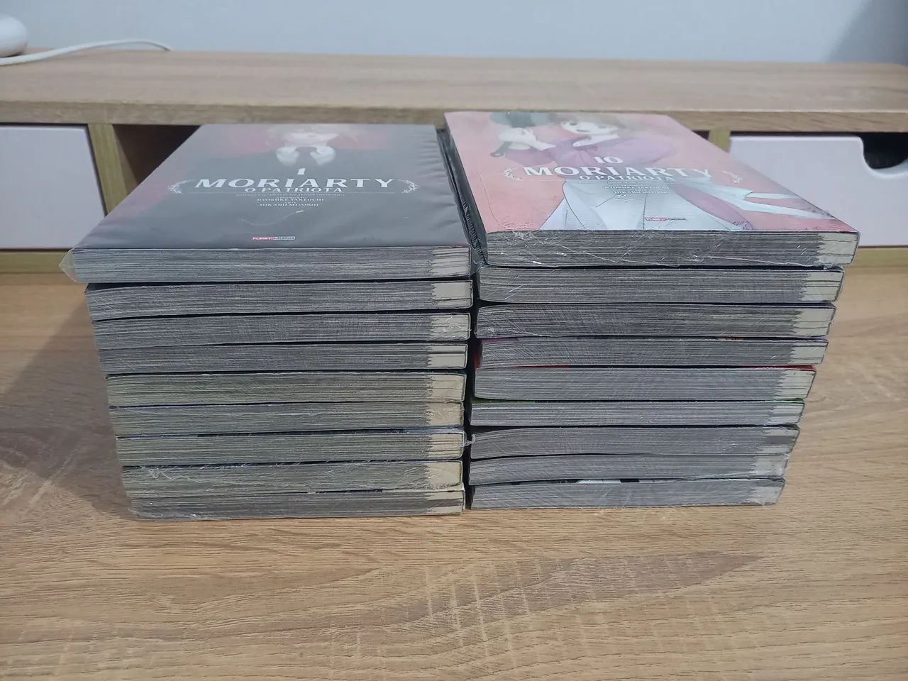 Mangá Moriarty vol. 1 ao 18 - Foto 2