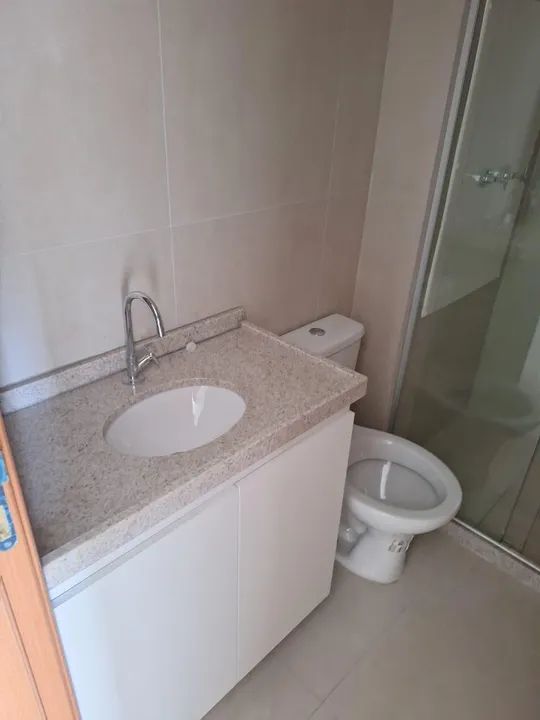 APARTAMENTO PARA LOCAÇÃO TODO NO PORCELANATO COM SUÍTE E VARANDA 67 METROS 3 QUARTOS COM O - Foto 4
