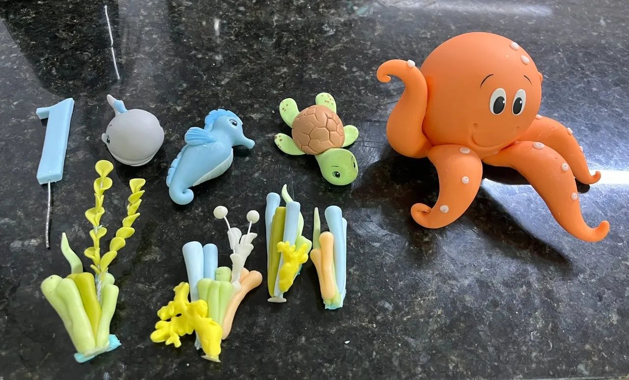 Biscuits pra bolo fundo do mar Polvo, baleia, cavalo marinho, tartaruga, vela 1 ano - Foto 5