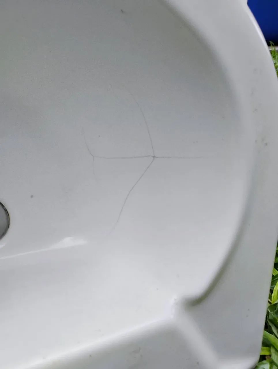 Pia para banheiro com coluna.64618080799490122