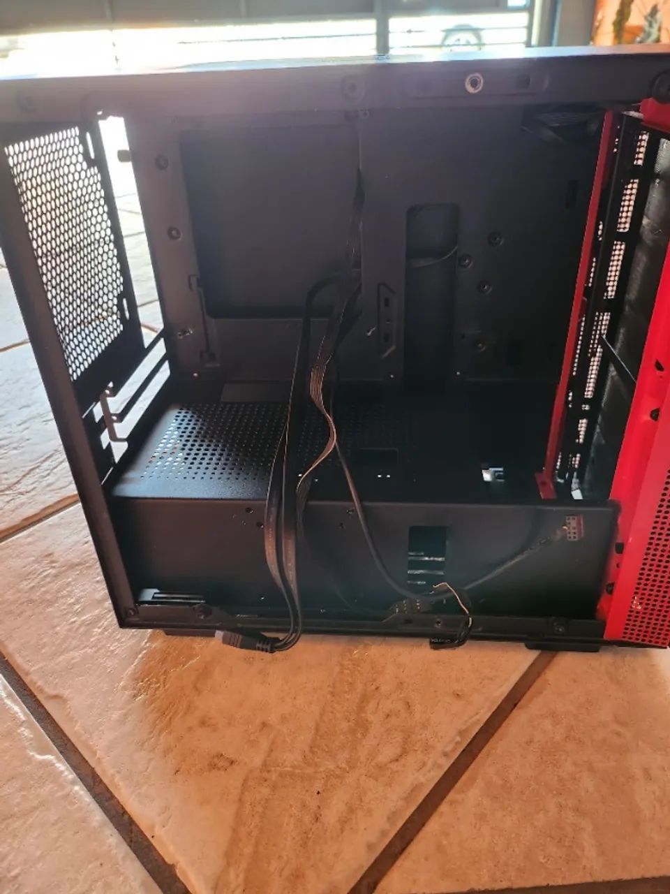gabinete nzxt mini itx - Foto 3