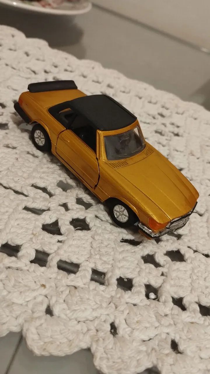 Miniatura de carro Mercedes-Benz SL