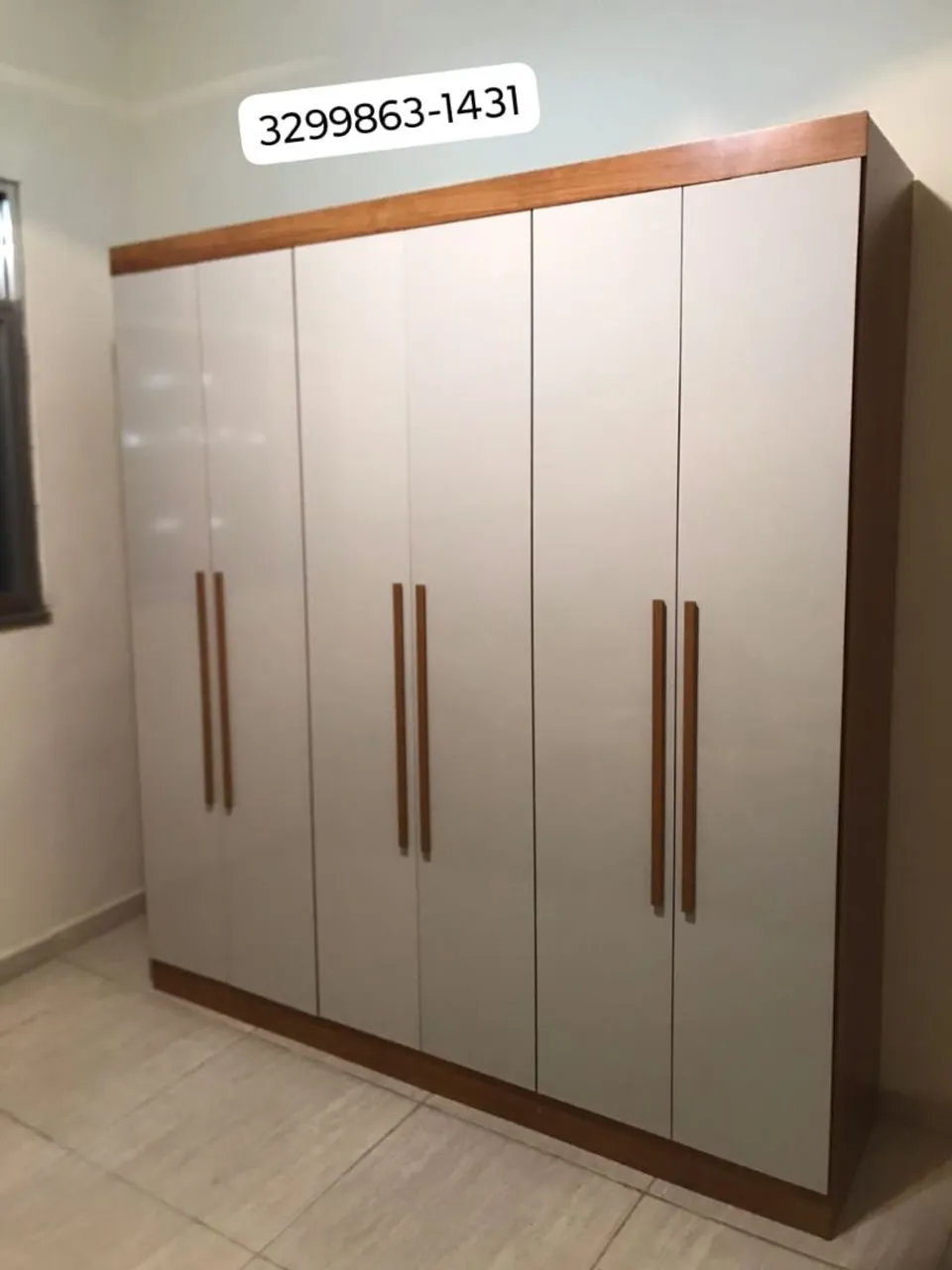 Guarda-Roupas 6 Portas na promoção