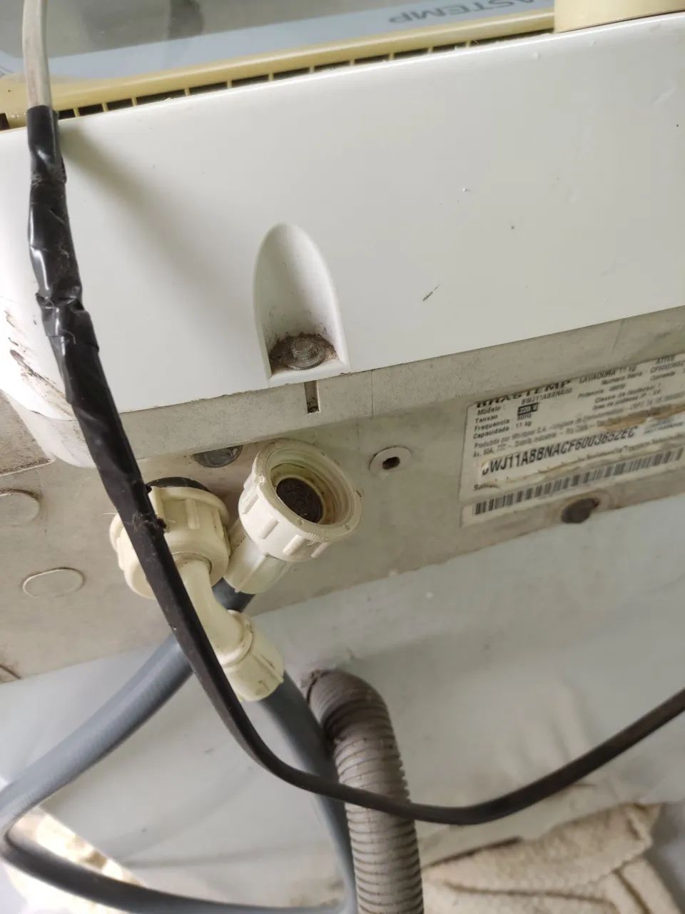 (Para retirar as peças)Máquina de Lavar Roupa Brastemp - com defeito na correia  - Foto 3