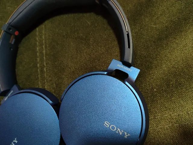 fone de ouvido sony mdr-xb550 azul - Foto 5