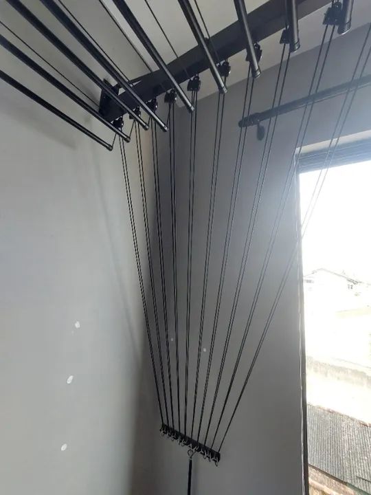 Varal De Parede Individual 10 Varetas X 140cm Preto - Foto 2