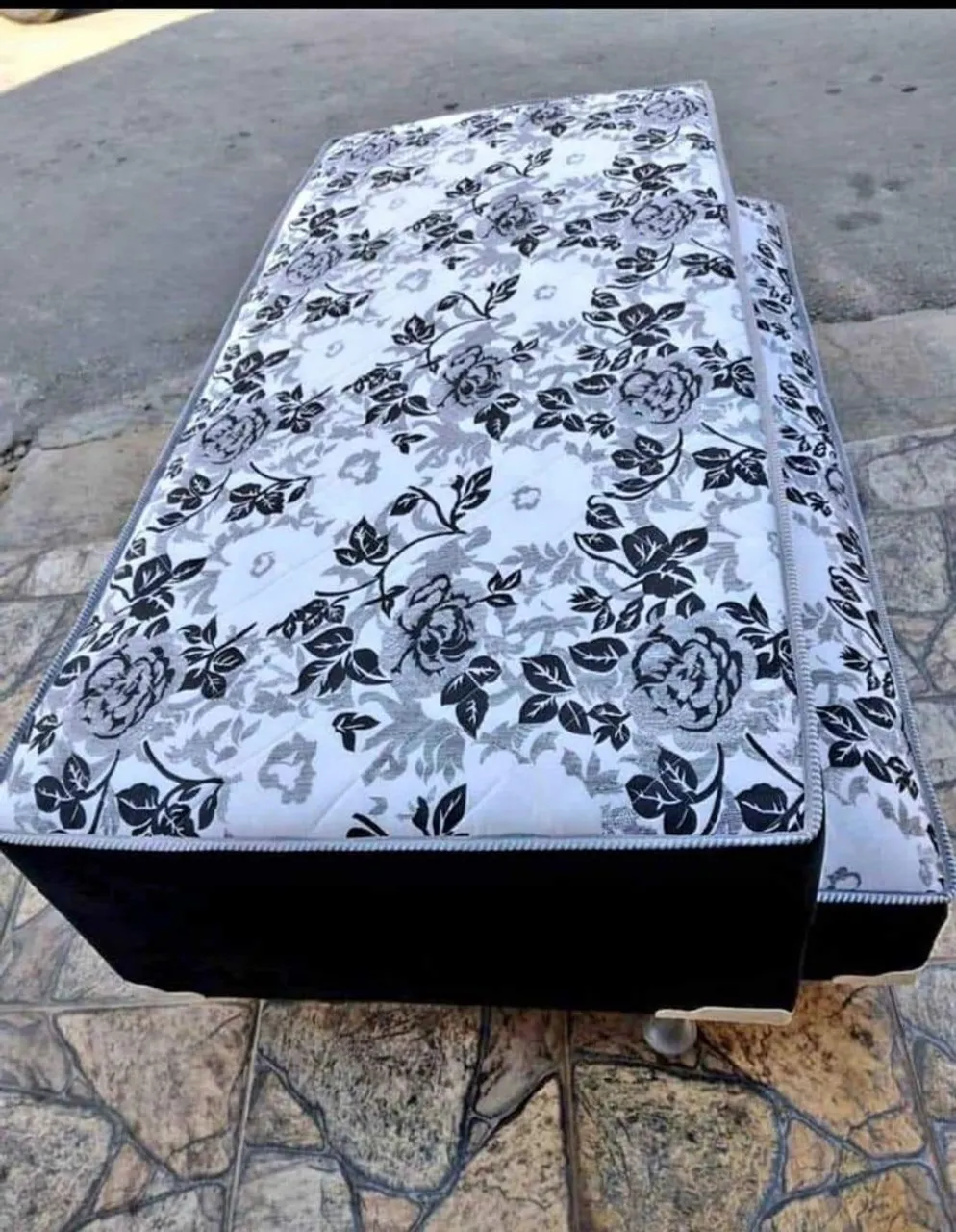 Cama Box Solteiro Floral - Conforto e Estilo