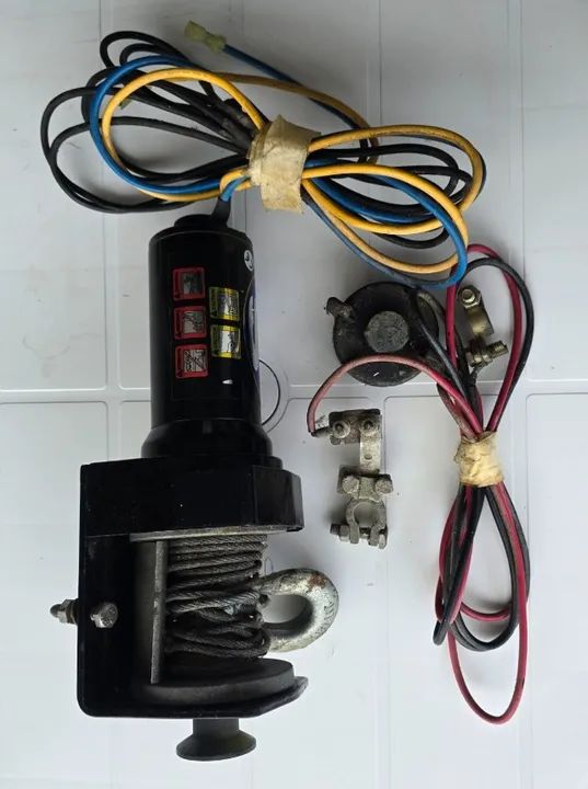 Guincho elétrico 12v Superwinch Portátil 1500lb, 680kg  - Foto 5