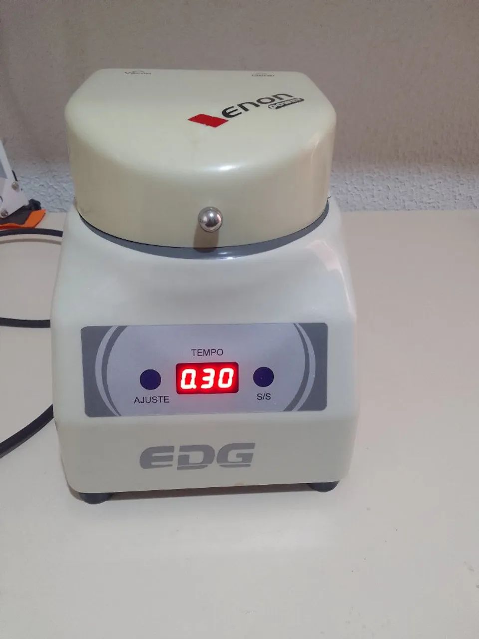 Fotopolimerizador EDG Xenon Power 