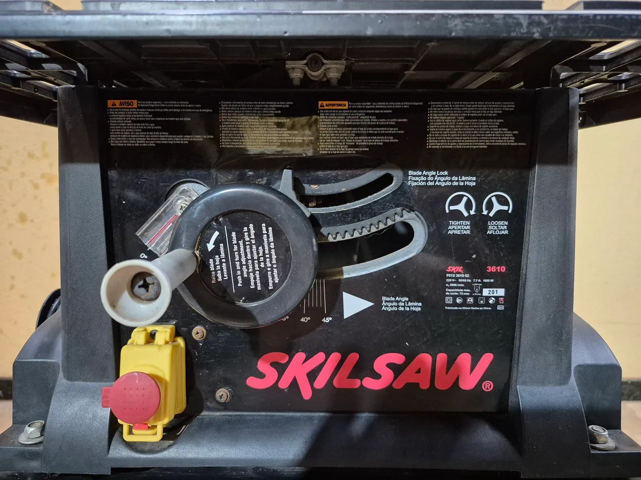 Serra de bancada Skilsaw - Parcelo em 3x no cartão