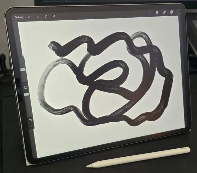 Apple iPad Pro 6th Gen M2 12,9