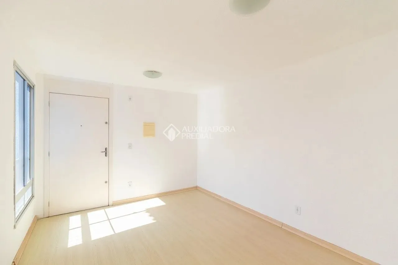 Apartamento 2 dorm Lomba Pinheiro
