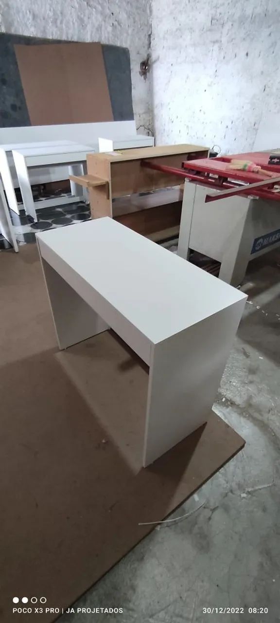 Escrivaninha simples com gavetao - Foto 2