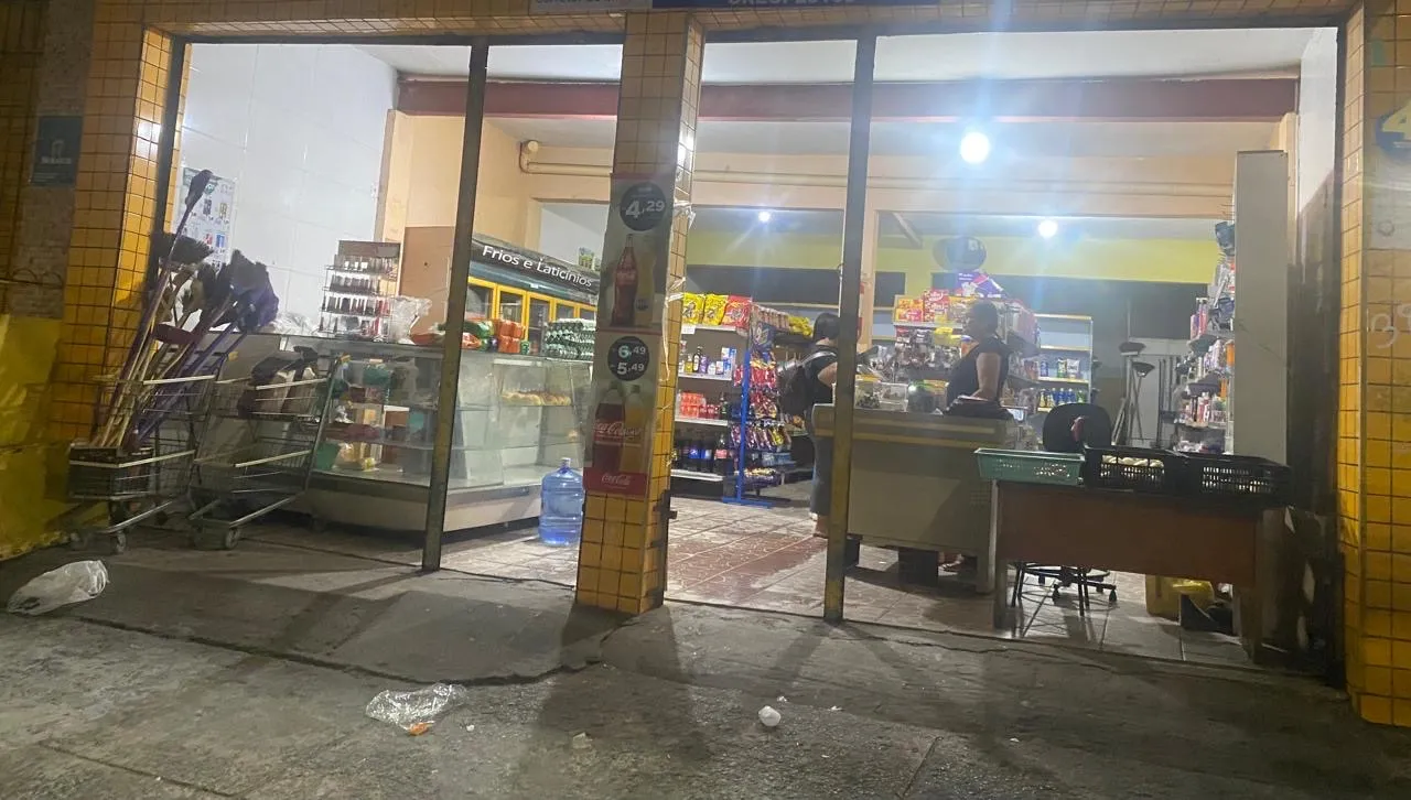 Alugo por comercial