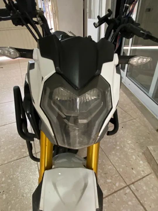 Motocicleta Branca em Ótimo Estado - Foto 2