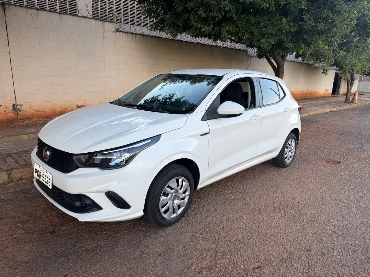 Fiat Argo Drive 2020 com apenas 76.000 km