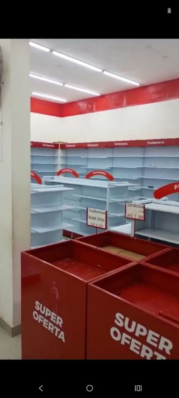 Gôndolas/ Prateleiras para loja - Foto 3