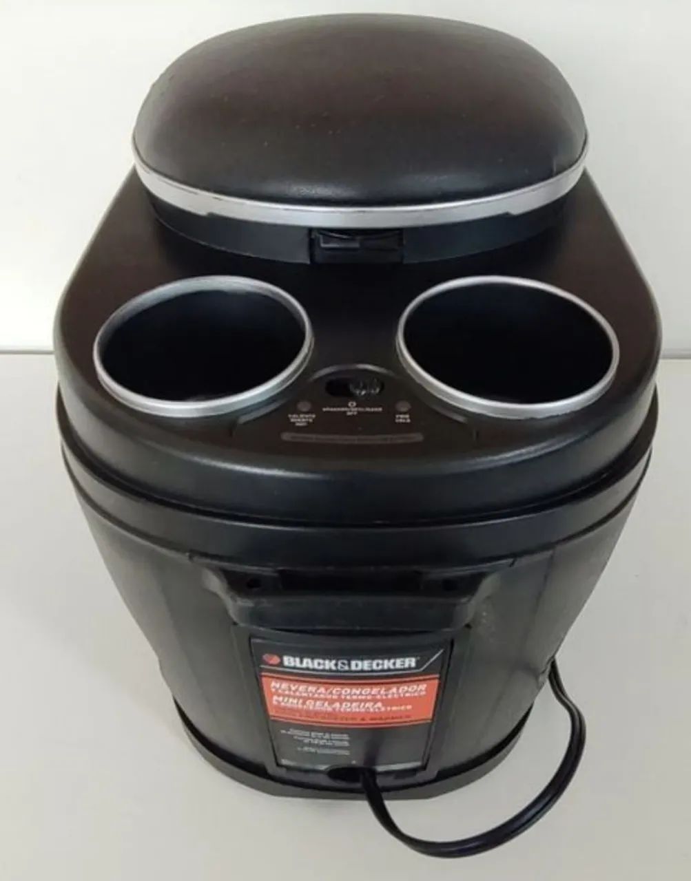 Cooler mini geladeira para veículo Black & Decker 