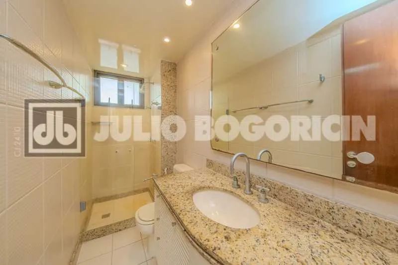 Apartamento de 4 quartos à venda no Leblon - Frente - Varandão - Quadra da praia - 3 Vagas - Foto 17
