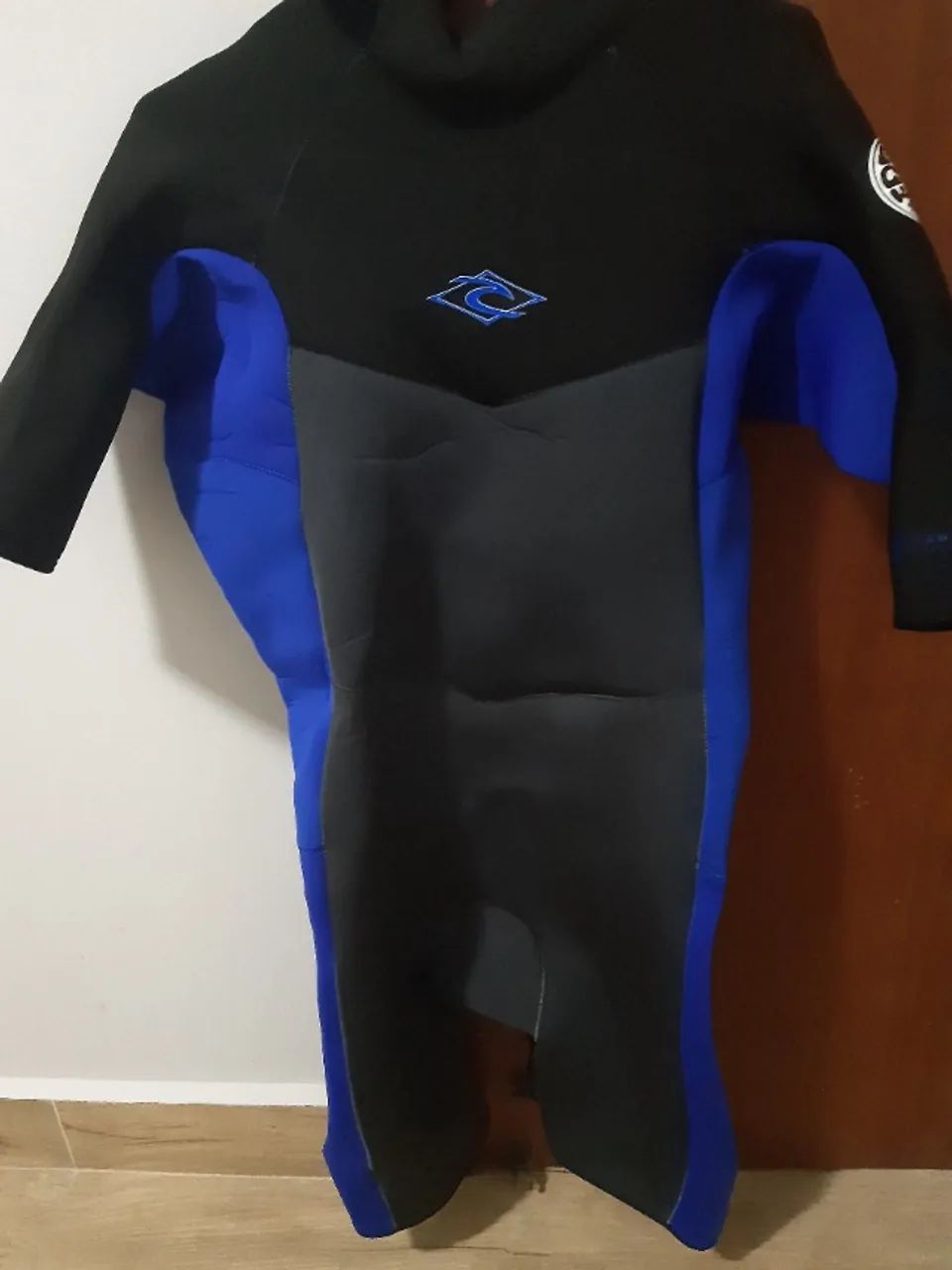Short john ripcurl tam. M NOVO