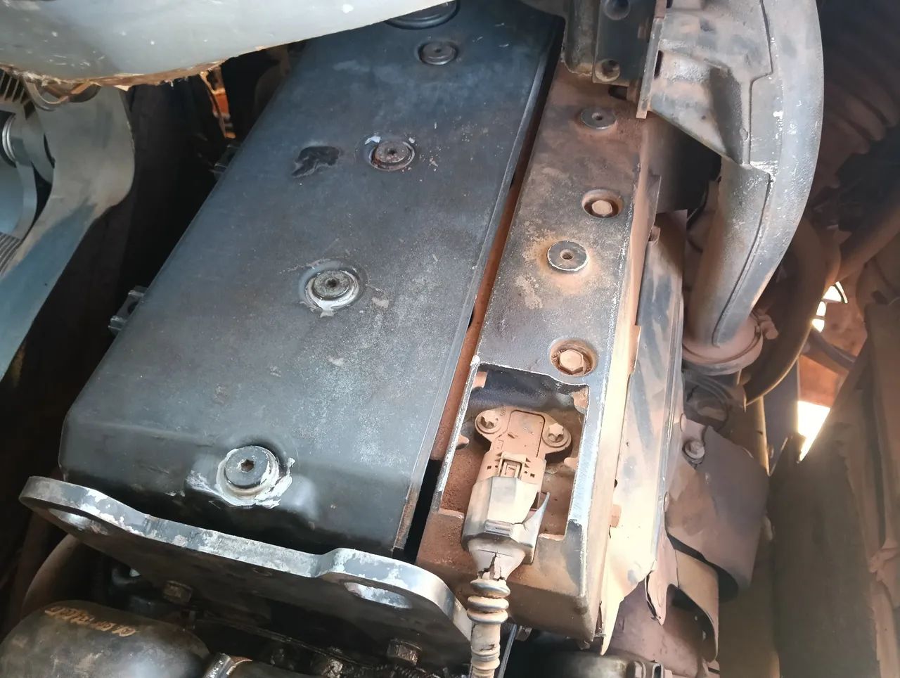 Micro ônibus sênior Mercedes LO915 - Foto 12