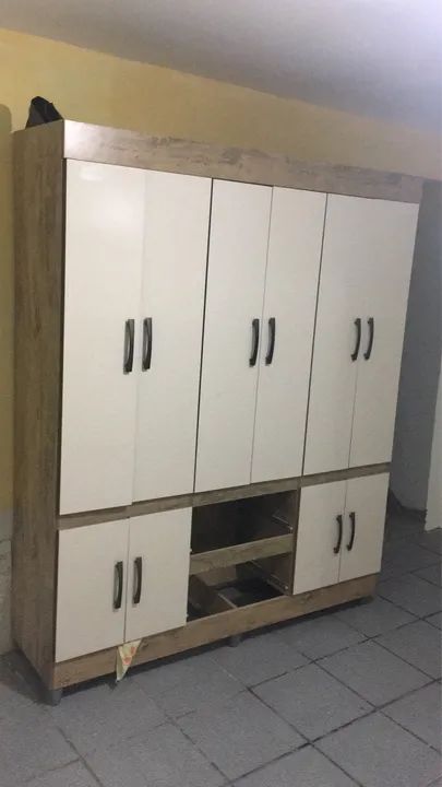 Guarda roupa 6 portas  - Foto 2