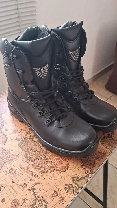 BOTA ACERO TIGER LATEGO N °42 - Foto 2